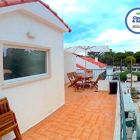 Apartment Near The Beach With Big Terrace Setúbal Extérieur photo