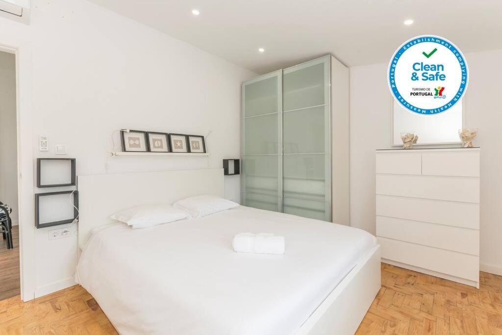 Apartment Near The Beach With Big Terrace Setúbal Extérieur photo