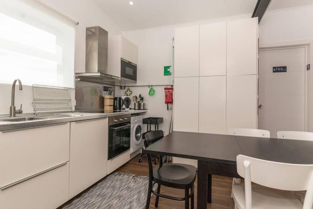 Apartment Near The Beach With Big Terrace Setúbal Extérieur photo